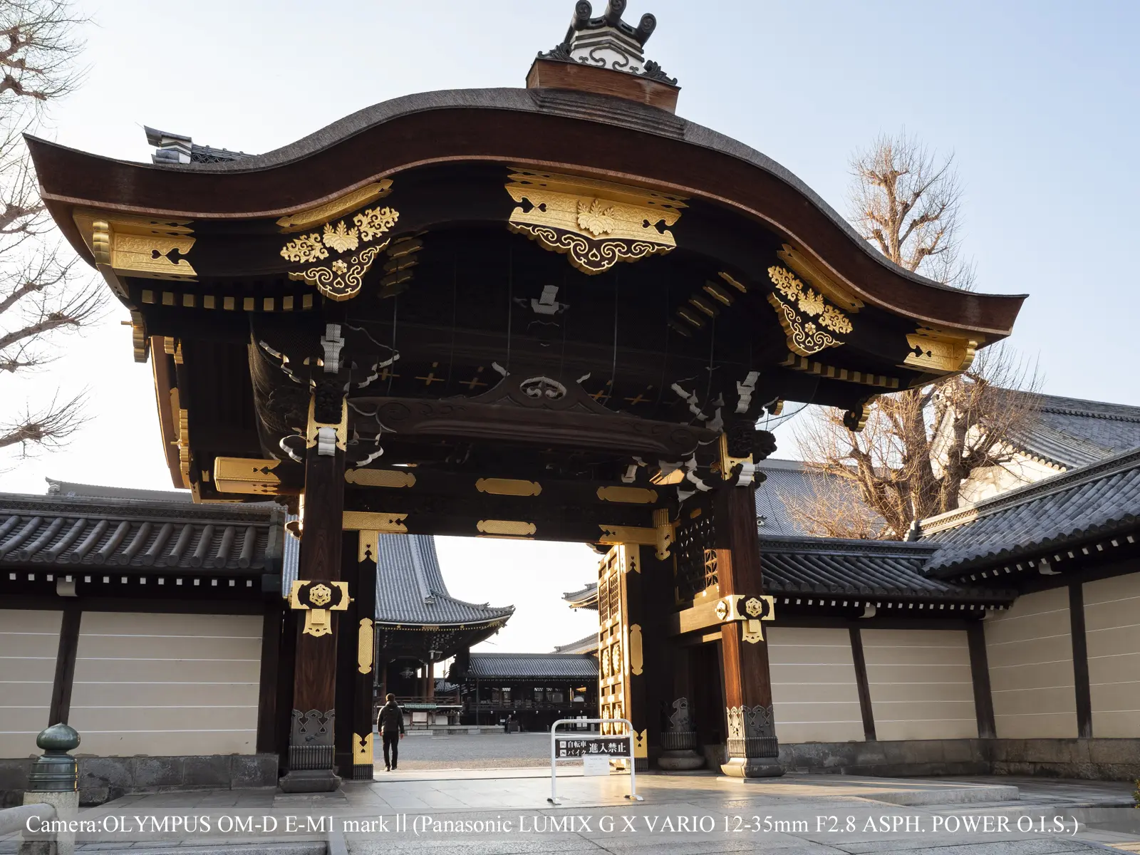 東本願寺－阿弥陀堂門