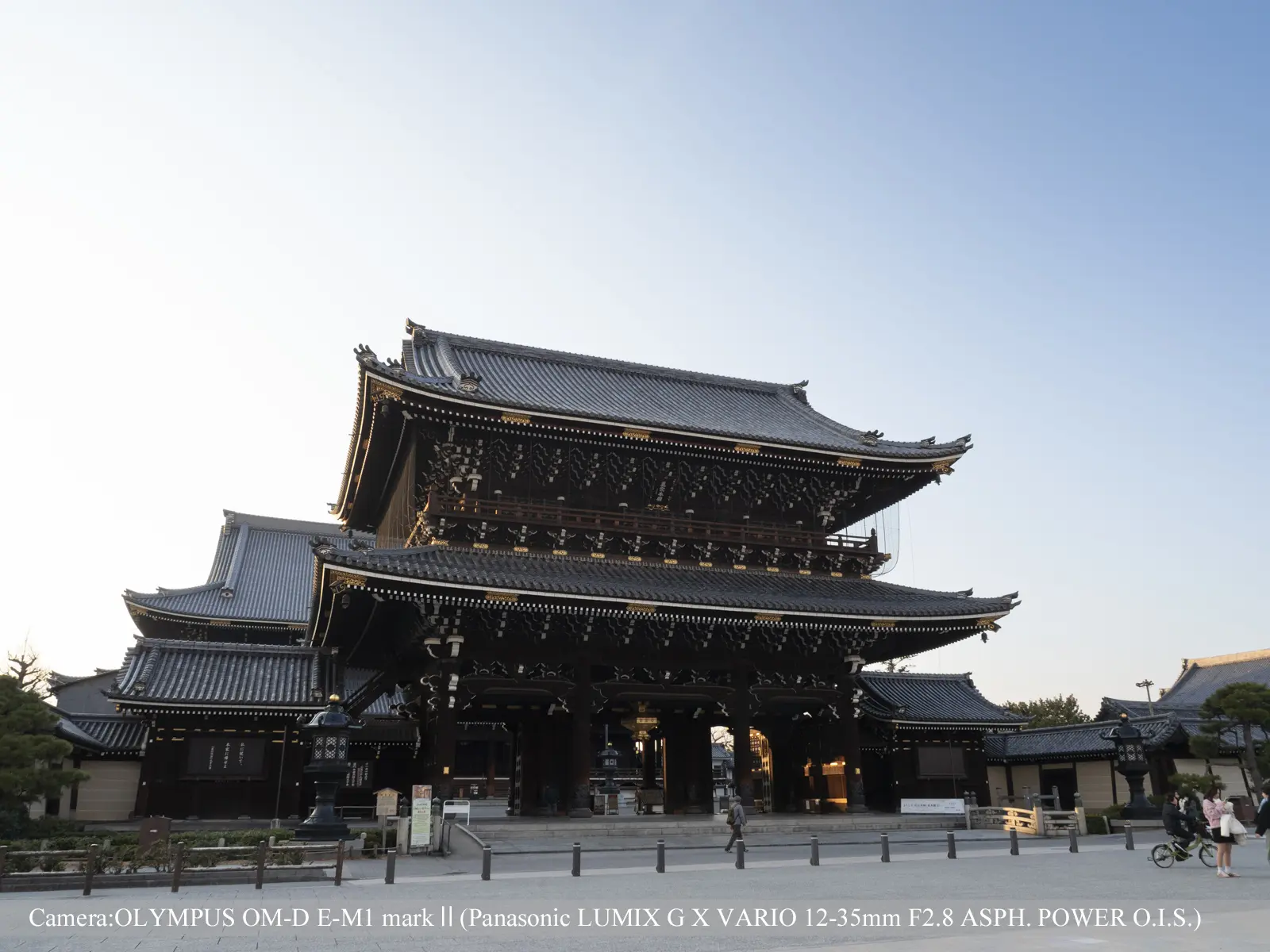 東本願寺－御影堂門